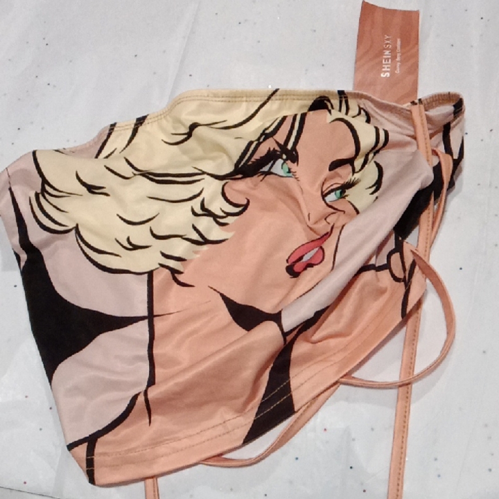 SHEIN Peach and Cream Pop Art Bikini Top